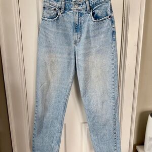 Abercrombie & Fitch Light Blue 90s Straight High Waisted Curve Love Jeans